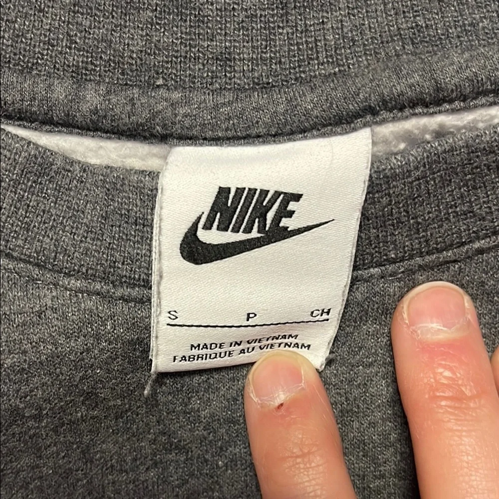 Nike Men's Gray Sweater - Picture 4 of 5